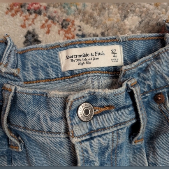 Abercrombie & Finch | The 90's Relaxes Jeans High-Rise, Size 27 - Picture 5 of 8